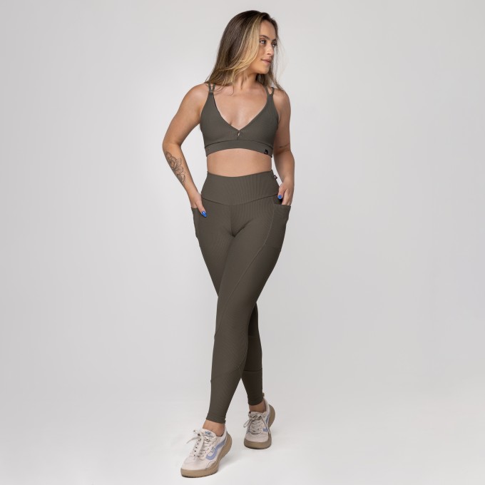 Conjunto Fitness Feminino Calça Legging e Top Bojo Textura Canelado
