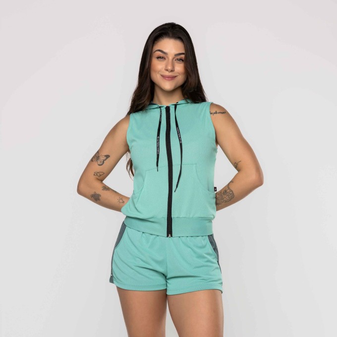 Colete Curto Feminino Zíper Capuz e Bolso Poliamida