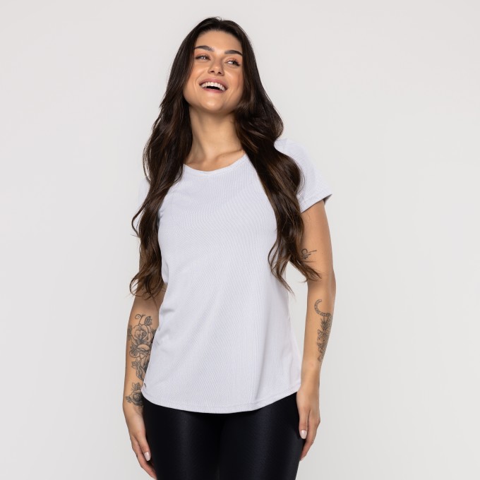 Blusa Fitness Feminina Tapa Bumbum Gola Redonda Manga Curta