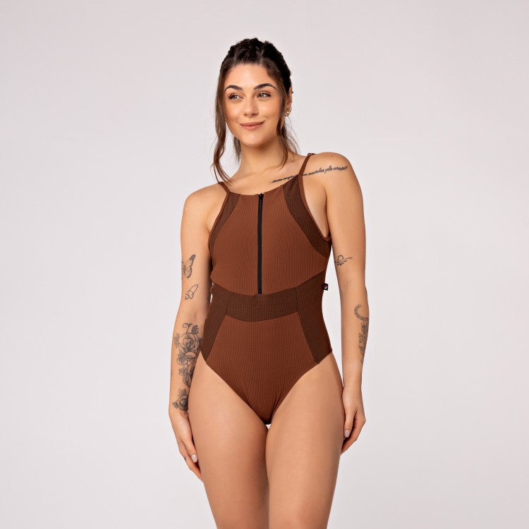 Body Fitness Feminino Canelado Bojo Zíper Frontal e Costas Cavada