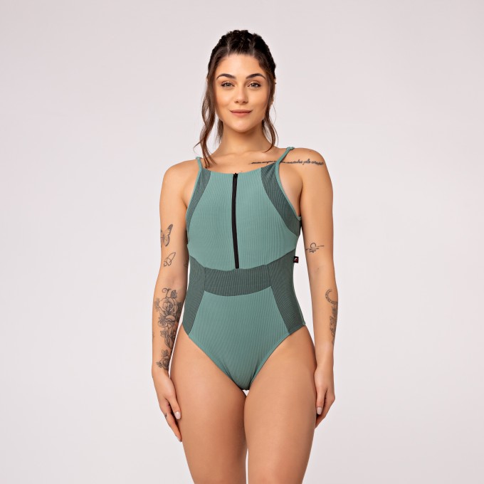 Body Fitness Feminino Canelado Bojo Zíper Frontal e Costas Cavada