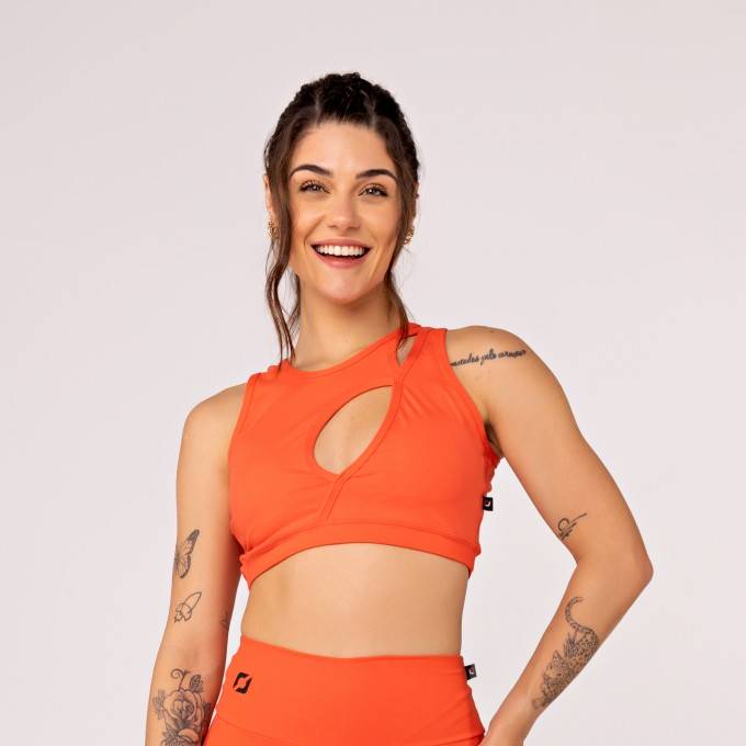 Top Fitness Feminino Decote Gota Costas Estilizada Poliamida