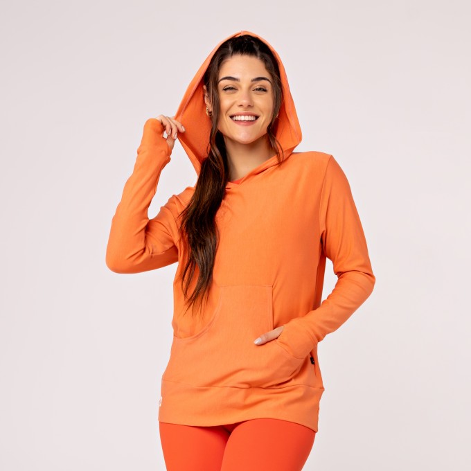 Blusa Manga Comprida Feminina Moletinho com Capuz e Bolso