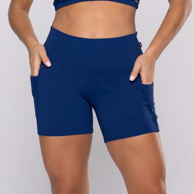 Short Fitness Feminina Poliamida Textura Recortes Bolso