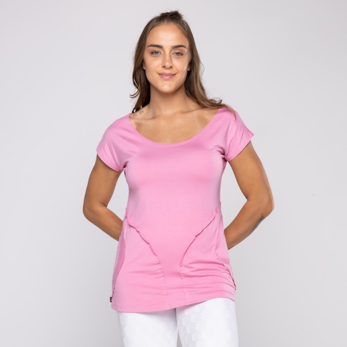 Blusa Feminina Manga Curta Tapa Bumbum com Bolso