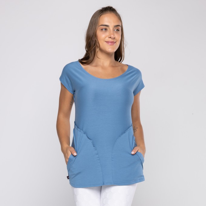 Blusa Feminina Manga Curta Tapa Bumbum com Bolso
