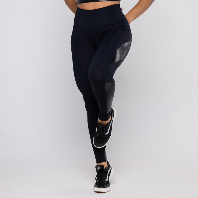 Legging Fitness Feminina Recortes Detalhe Brilho Compressão