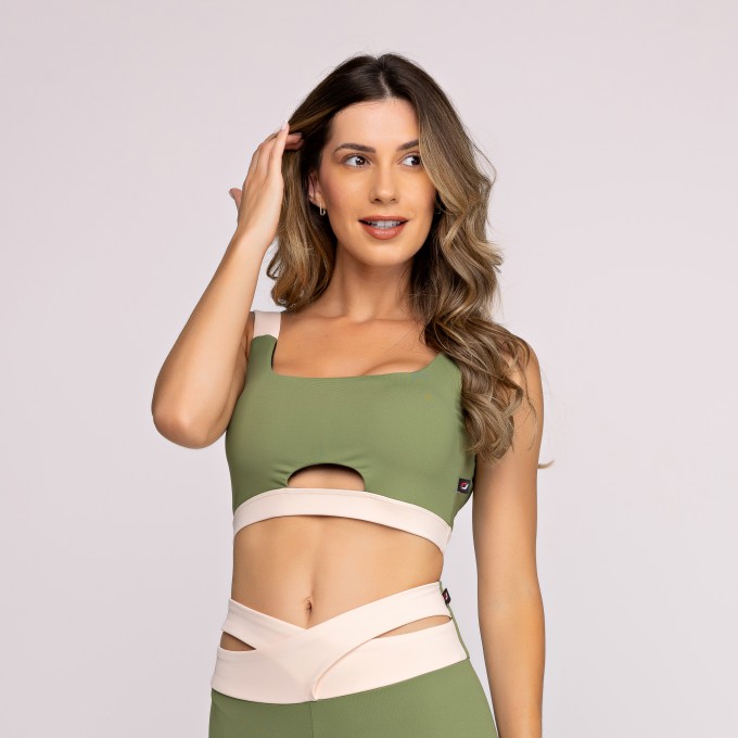 Top Fitness Feminino Sustentação Alças Largas e Bojo Estela