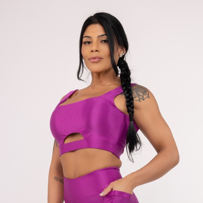 Top Fitness Feminino Sustentação Alças Largas Costa Cavada Bojo