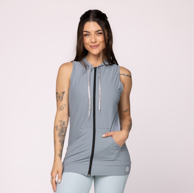 Colete Curto Feminino Leve com Zíper Capuz e Bolso Poliamida