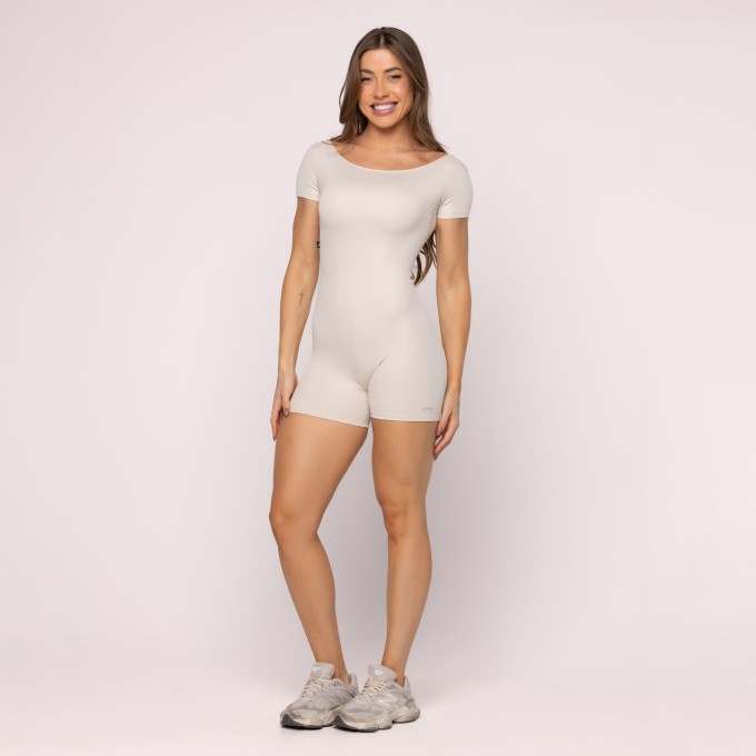 Macaquinho Manga Fitness Feminino Decote