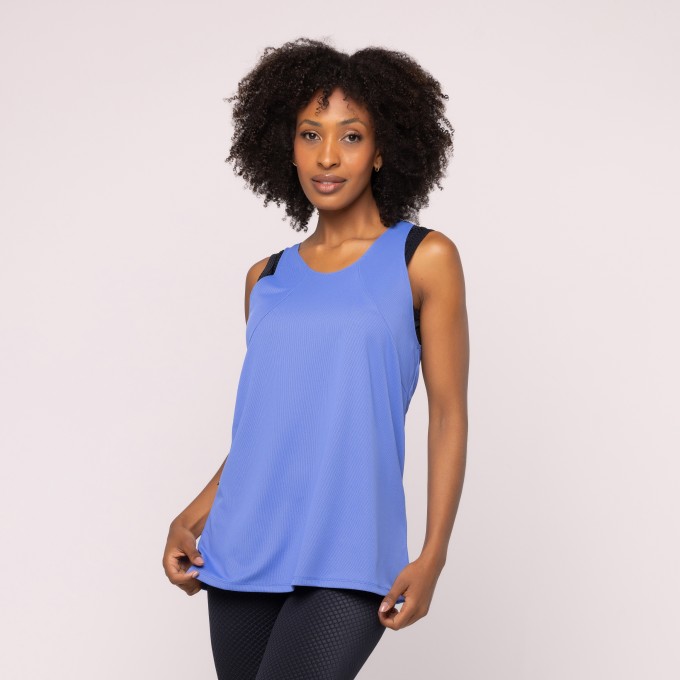 Camiseta Fitness Feminina Recorte Decote Nas Costas