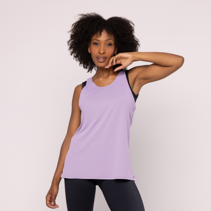 Camiseta Fitness Feminina Recorte Decote Nas Costas